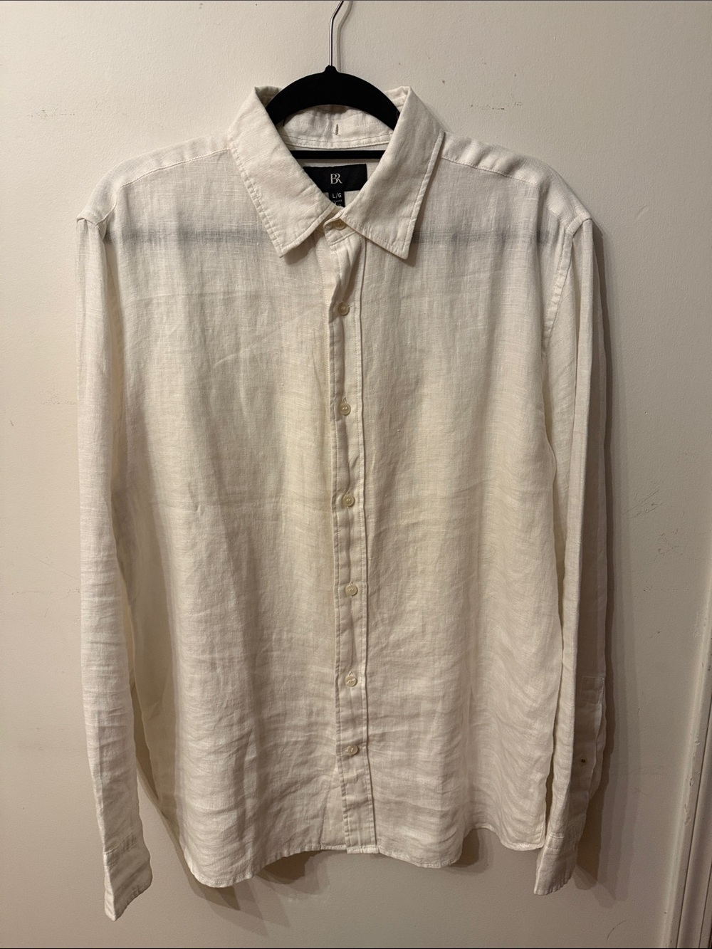 Banana Republic Men's Long-Sleeve Button-Up Shirt in Off-White Linen